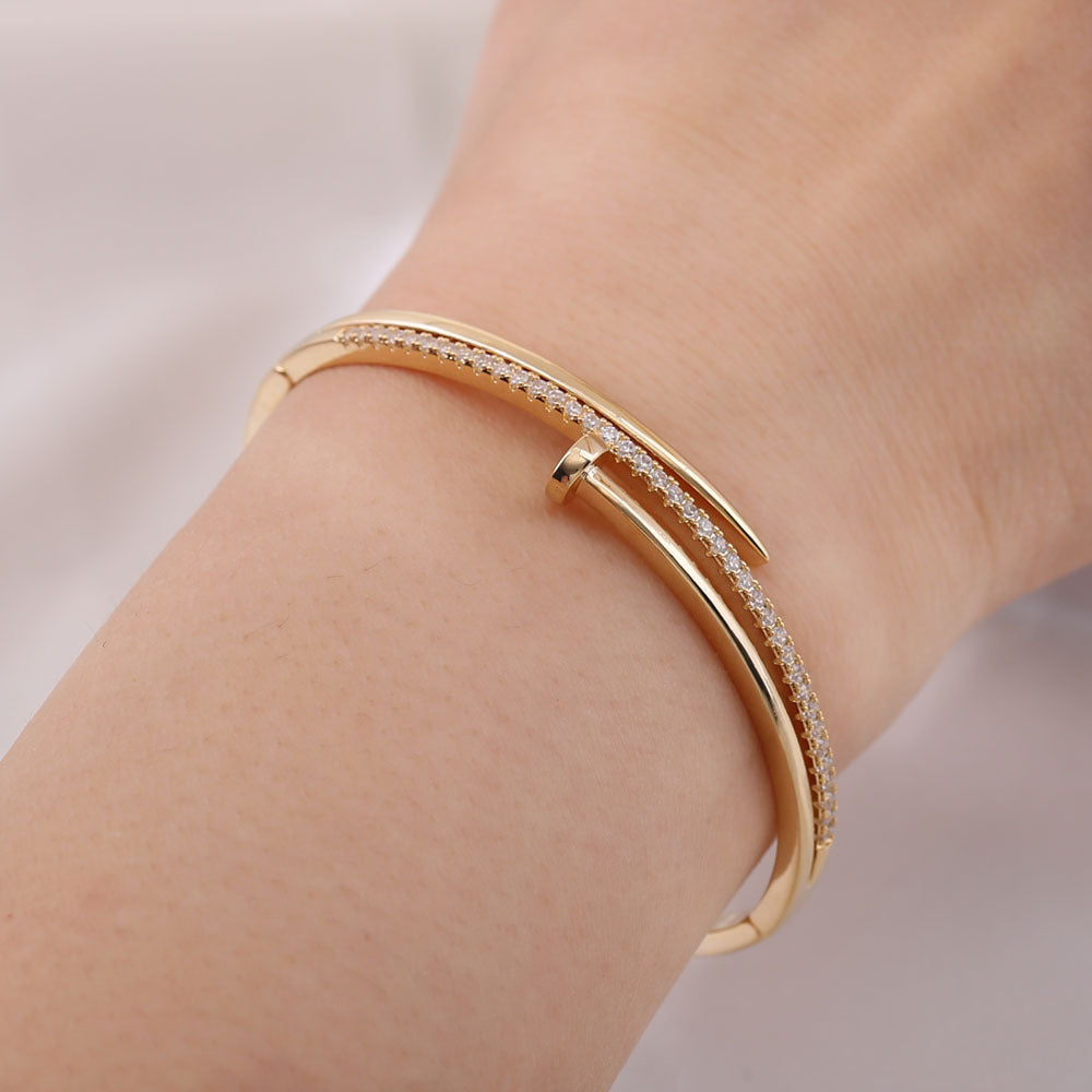 Personality Exquisite Nail Shaped Bracelet