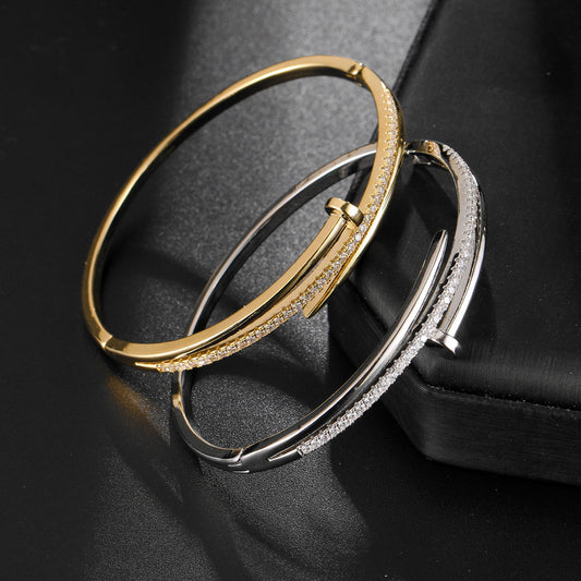 Personality Exquisite Nail Shaped Bracelet