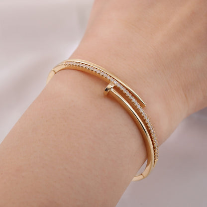 Personality Exquisite Nail Shaped Bracelet